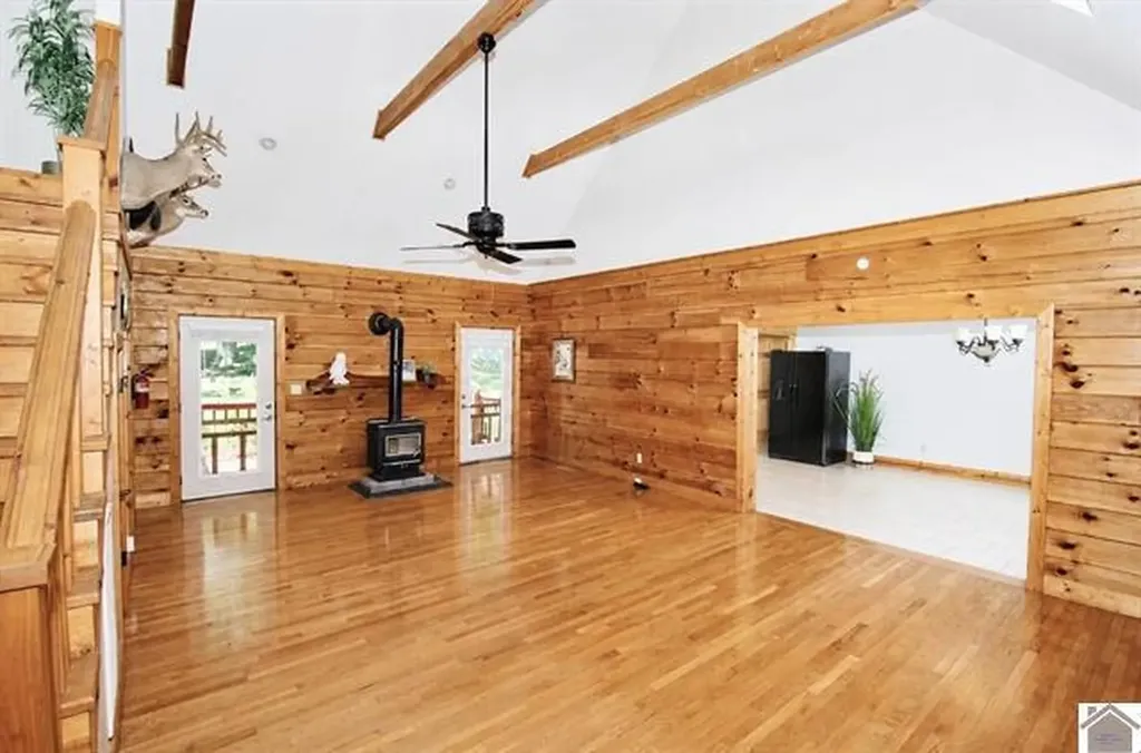 120 Holiday Way Cadiz KY 42211