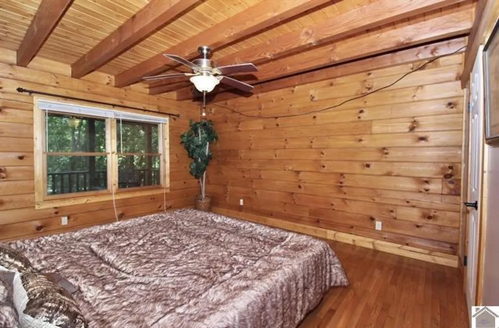 120 Holiday Way Cadiz KY 42211