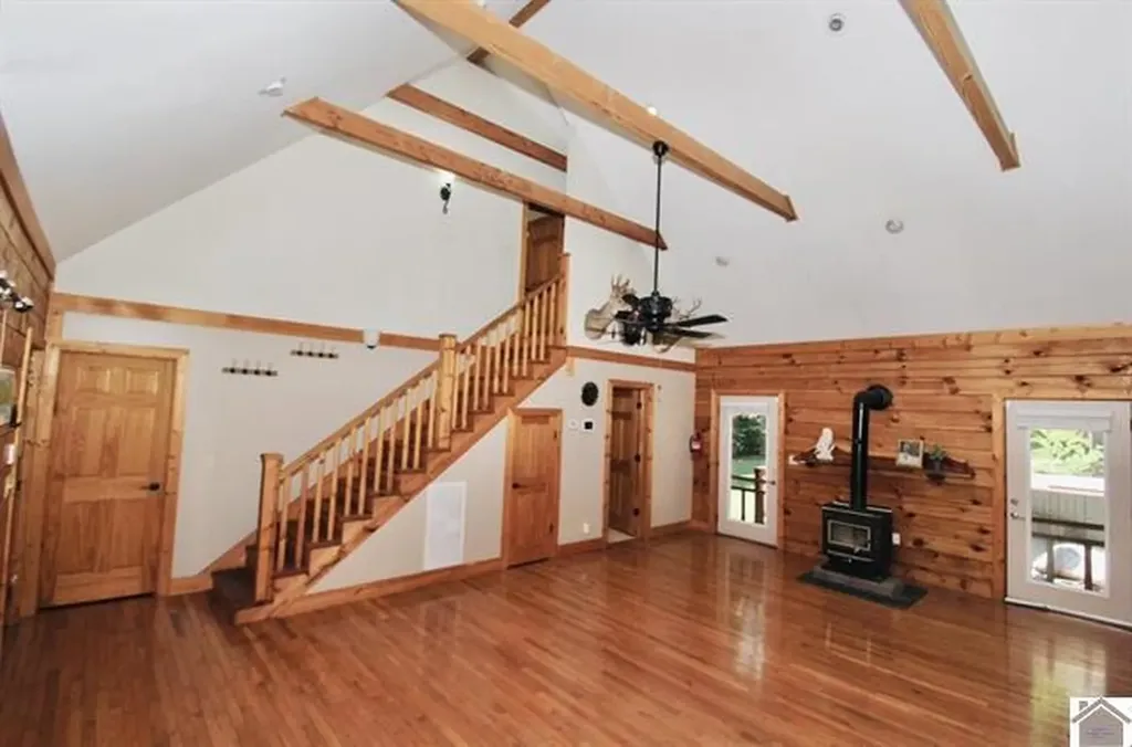 120 Holiday Way Cadiz KY 42211