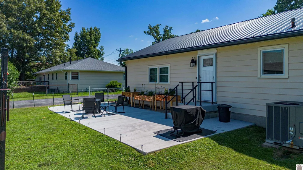 109 Albany Street Paducah KY 42003