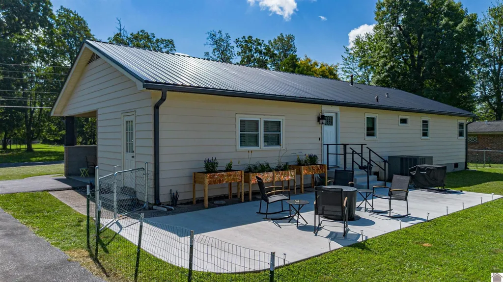 109 Albany Street Paducah KY 42003