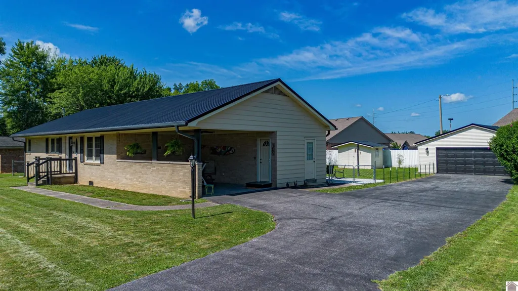 109 Albany Street Paducah KY 42003