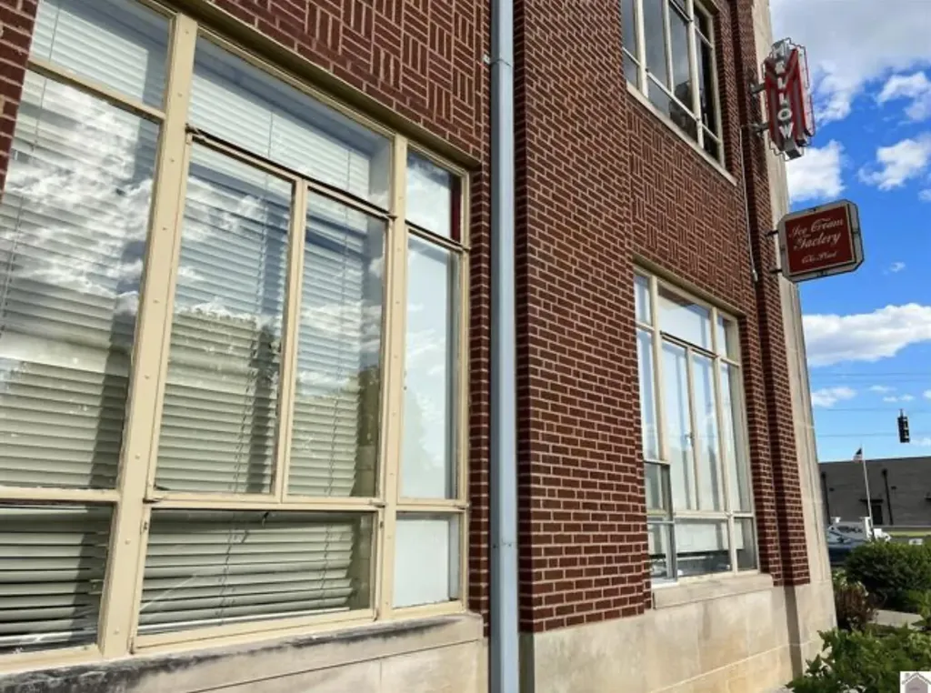 3121 Broadway Street Paducah KY 42001