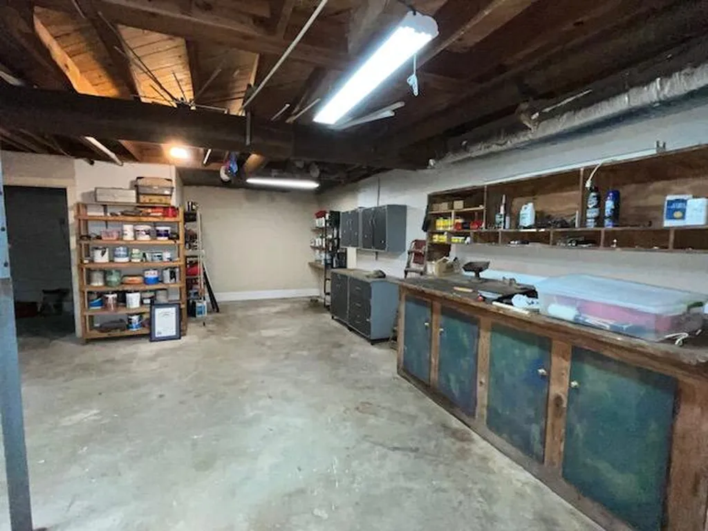 122 Nunn Boulevard Cadiz KY 42211