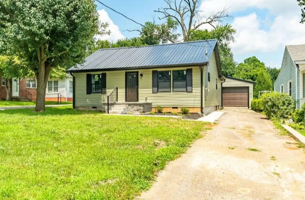 20 Robin Road Hopkinsville KY 42240