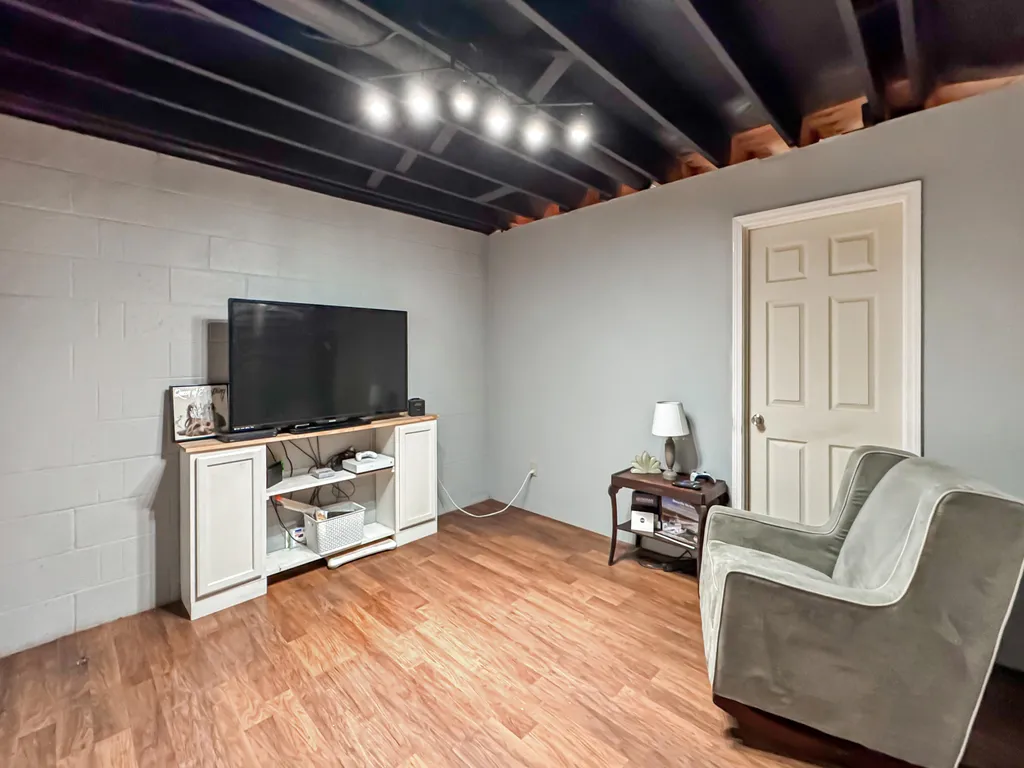5750 Princeton Olney Road Princeton KY 42445