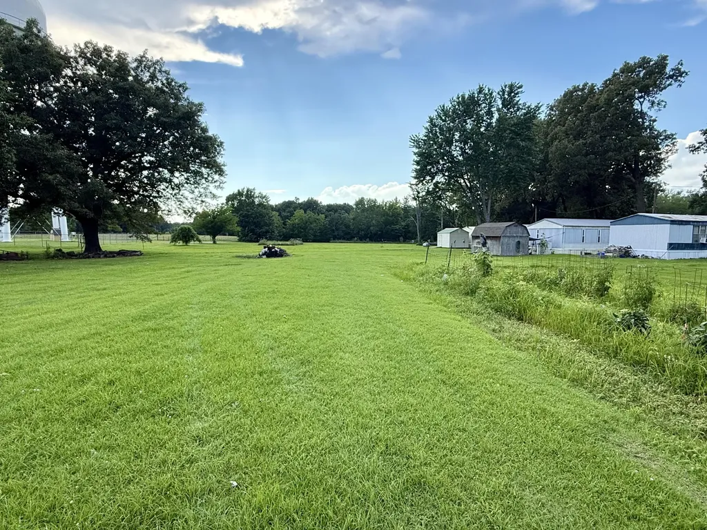 6745 Benton Road Paducah KY 42003