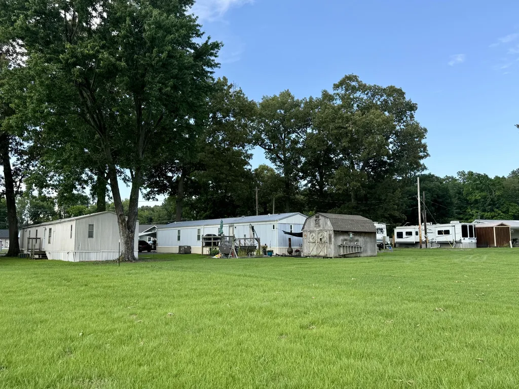 6745 Benton Road Paducah KY 42003