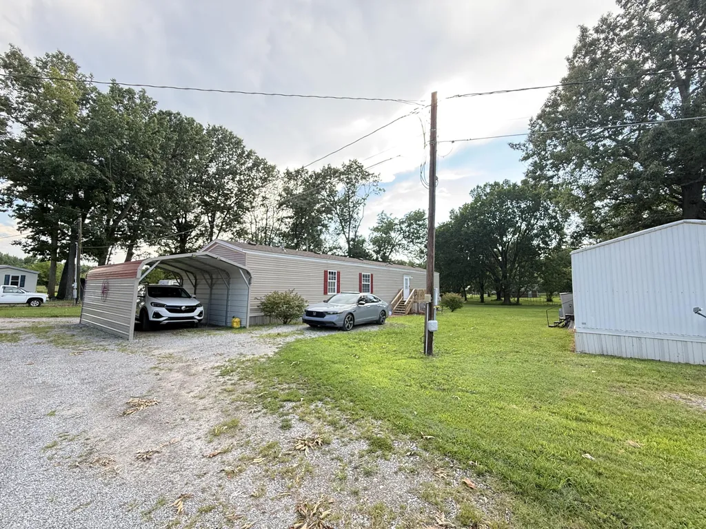 6745 Benton Road Paducah KY 42003