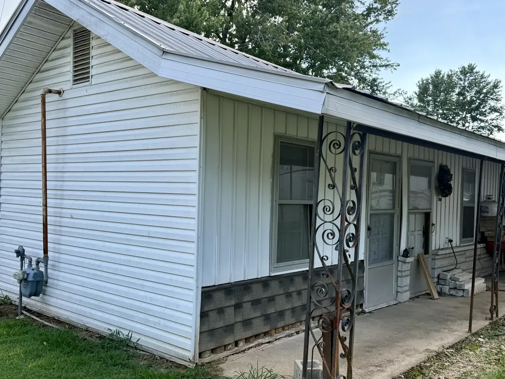 6745 Benton Road Paducah KY 42003