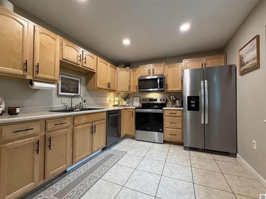 51 Lake Scene Drive Eddyville KY 42038