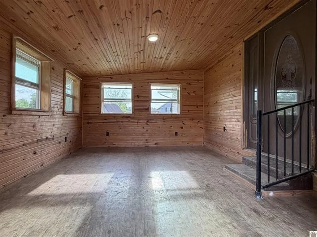 51 Lake Scene Drive Eddyville KY 42038