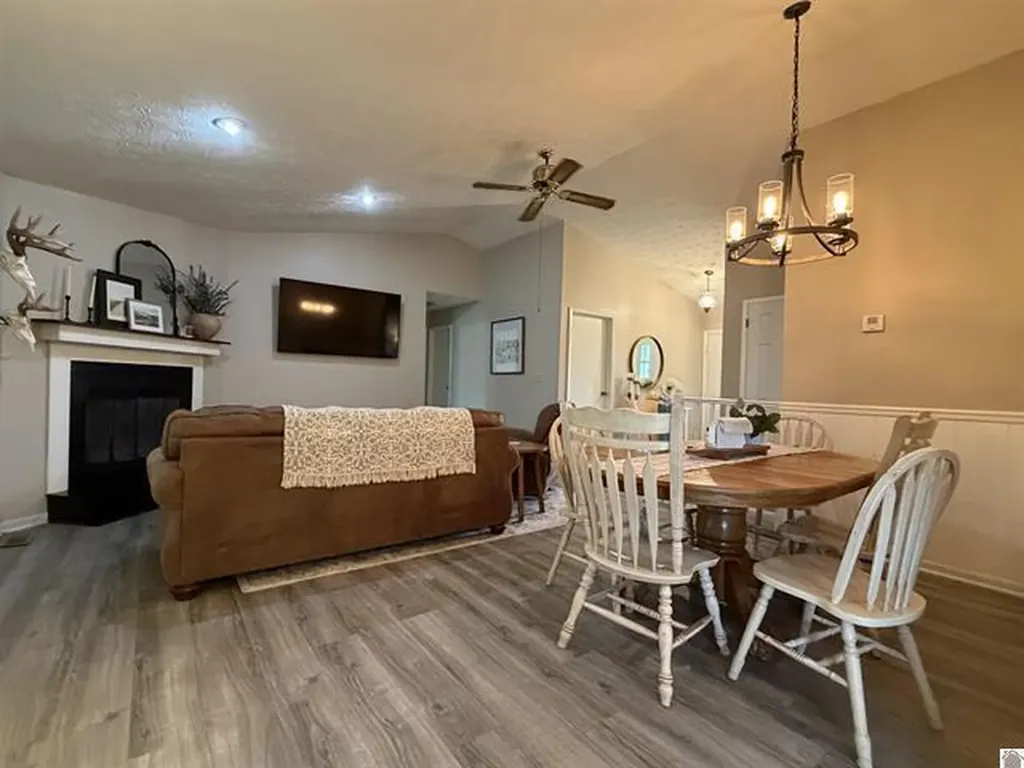 51 Lake Scene Drive Eddyville KY 42038