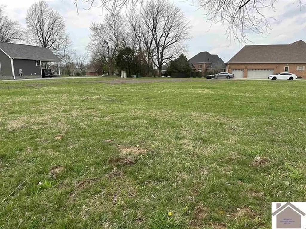 101 Crossfield Drive Murray KY 42071