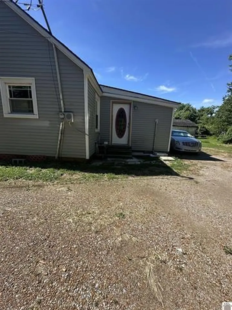 701 S 10th Street Mayfield KY 42066