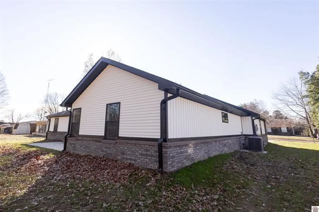 1125 Magnolia Drive Fulton KY 42041