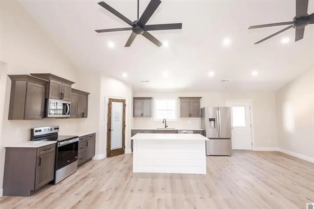 1125 Magnolia Drive Fulton KY 42041