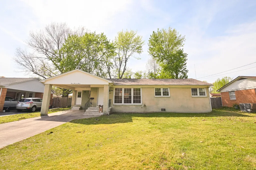 1103 S 12th Street Mayfield KY 42066