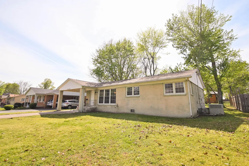 1103 S 12th Street Mayfield KY 42066