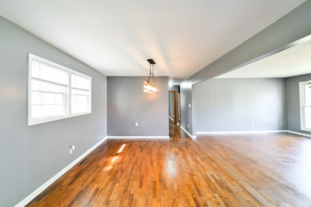1103 S 12th Street Mayfield KY 42066