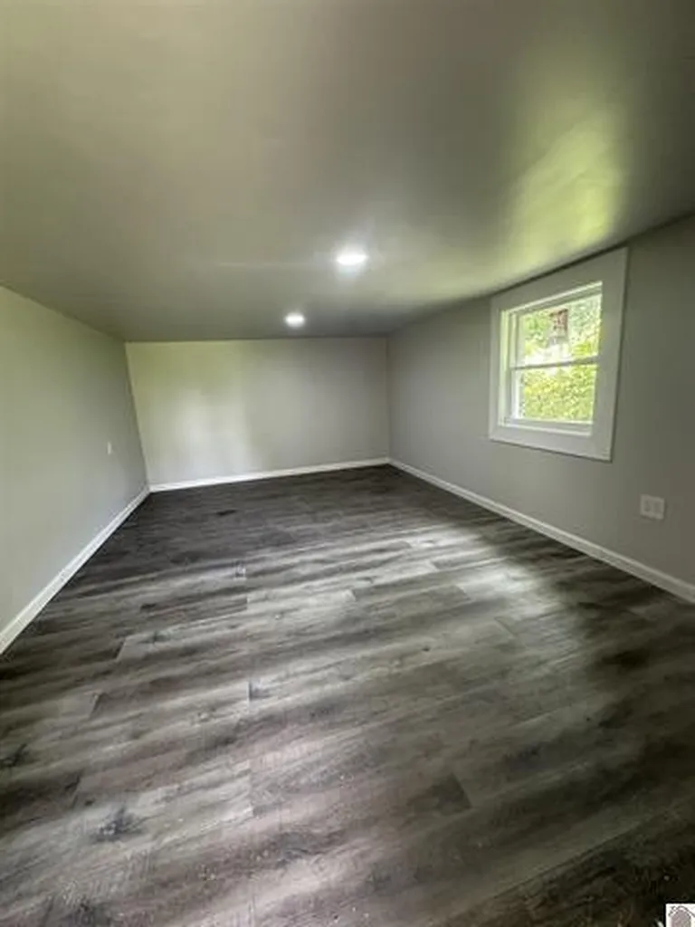 2010 Husband Road Paducah KY 42003