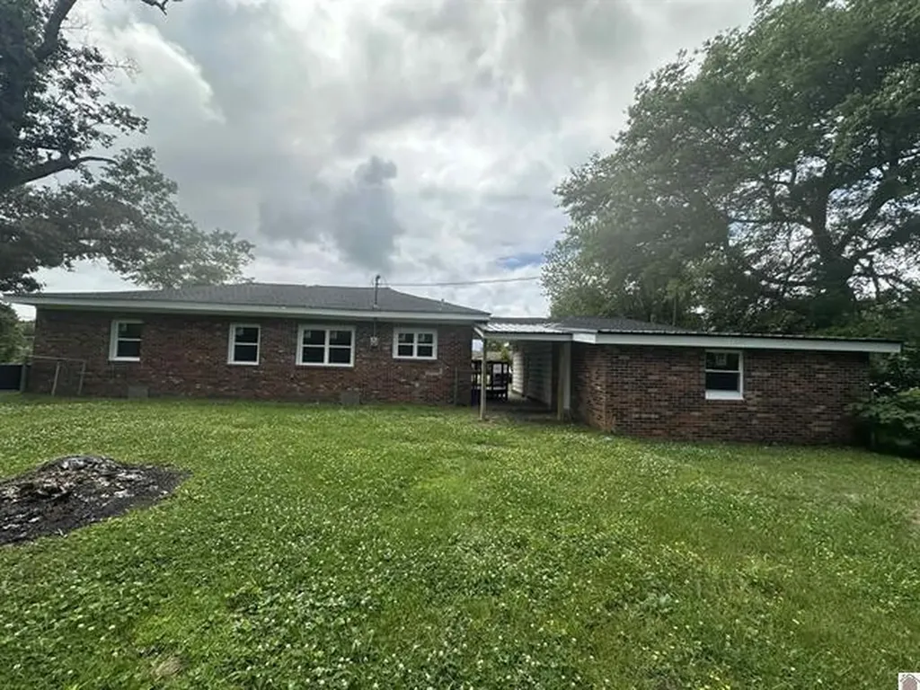 2010 Husband Road Paducah KY 42003