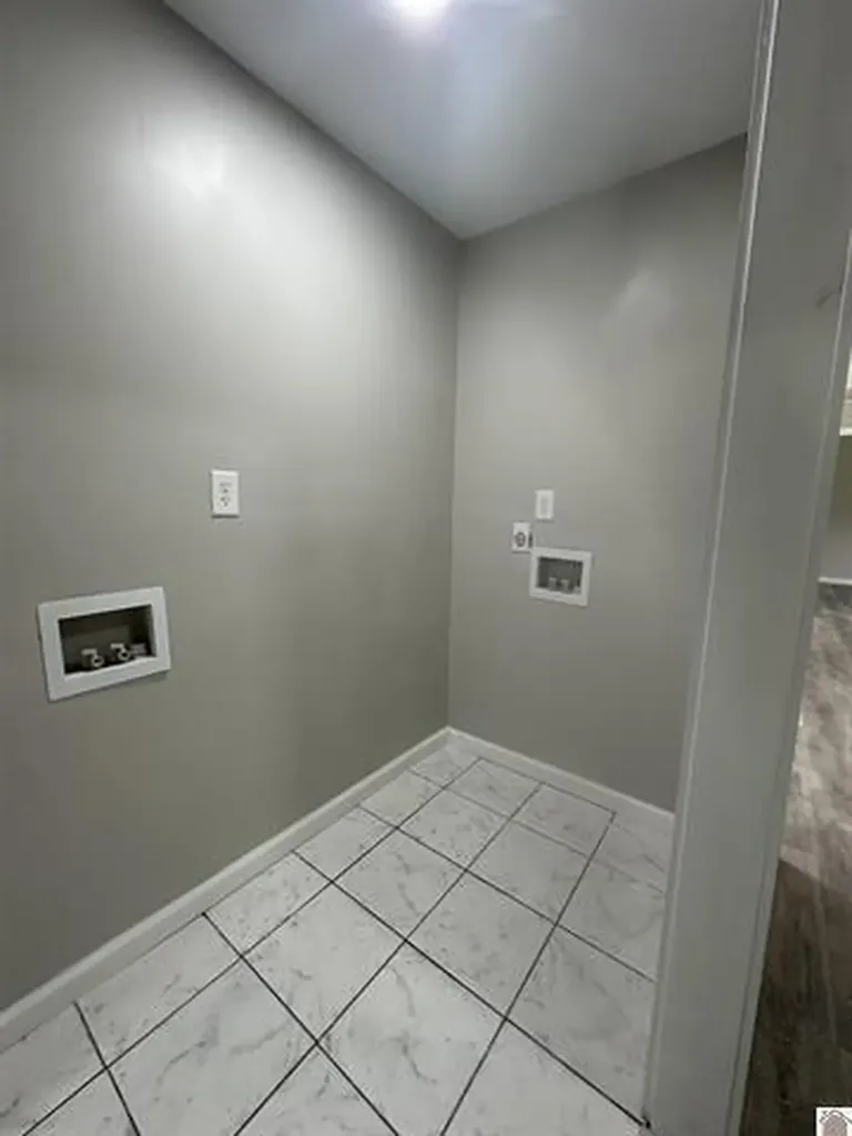 2010 Husband Road Paducah KY 42003