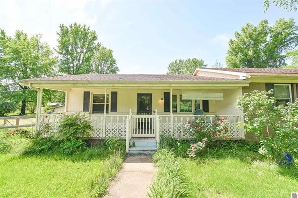 2325 State Route 564 Mayfield KY 42066