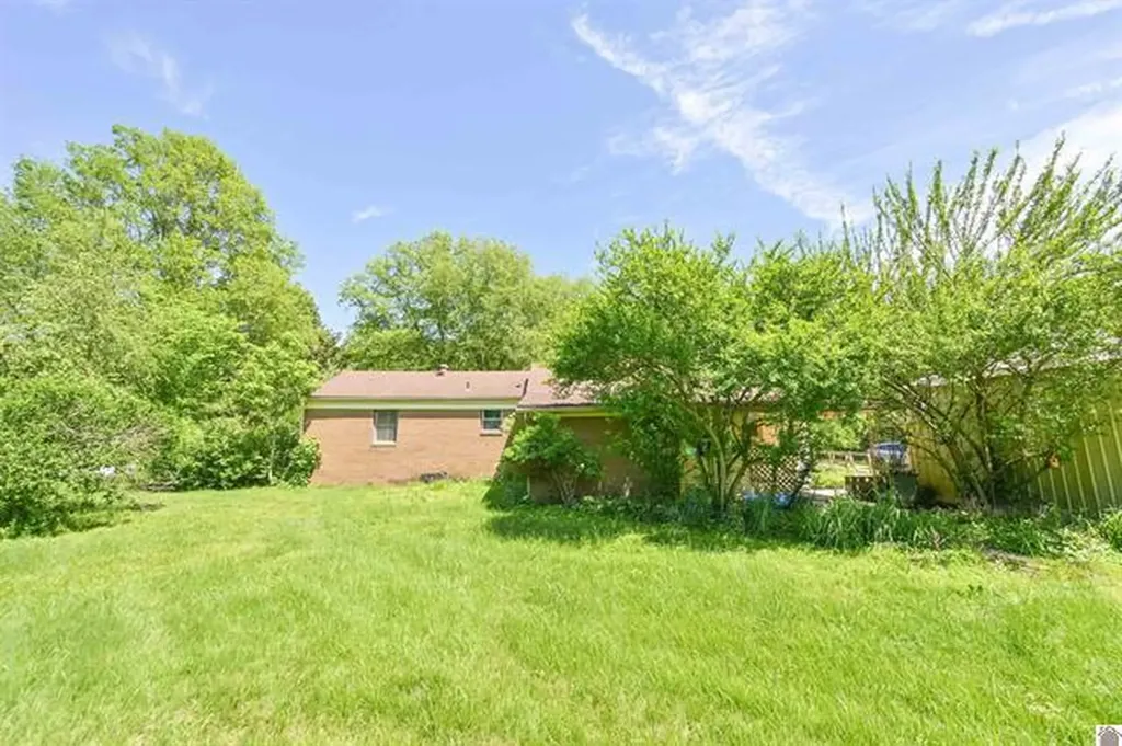 2325 State Route 564 Mayfield KY 42066