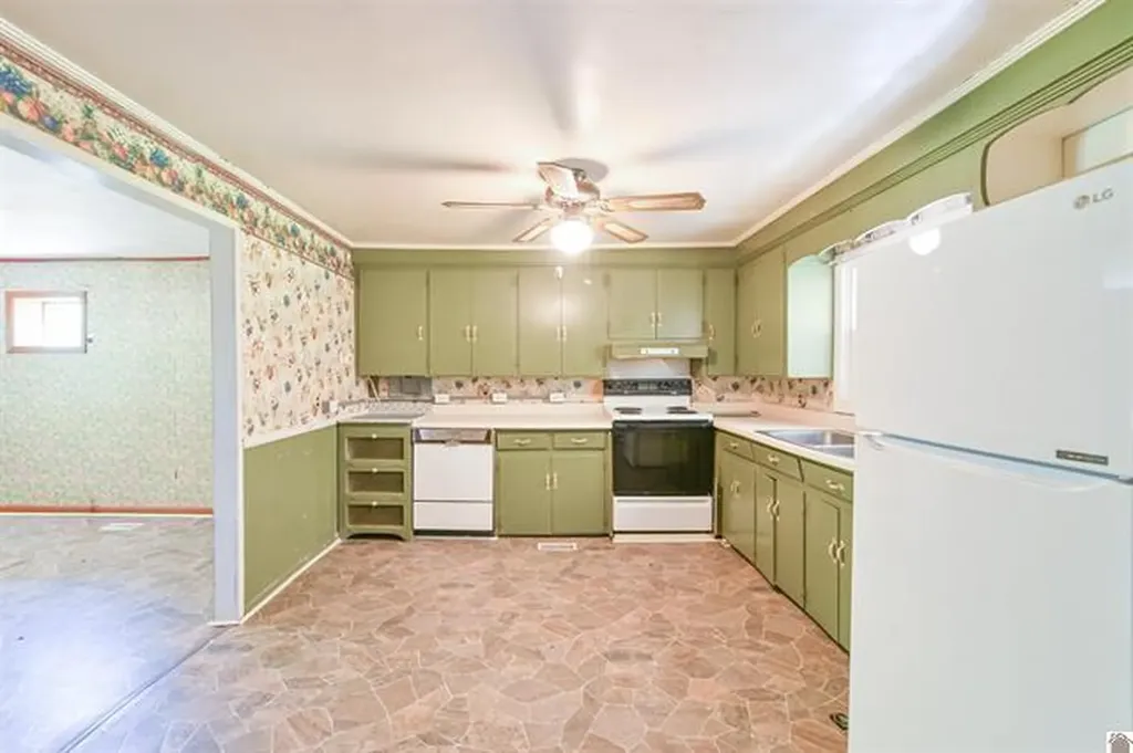 2325 State Route 564 Mayfield KY 42066