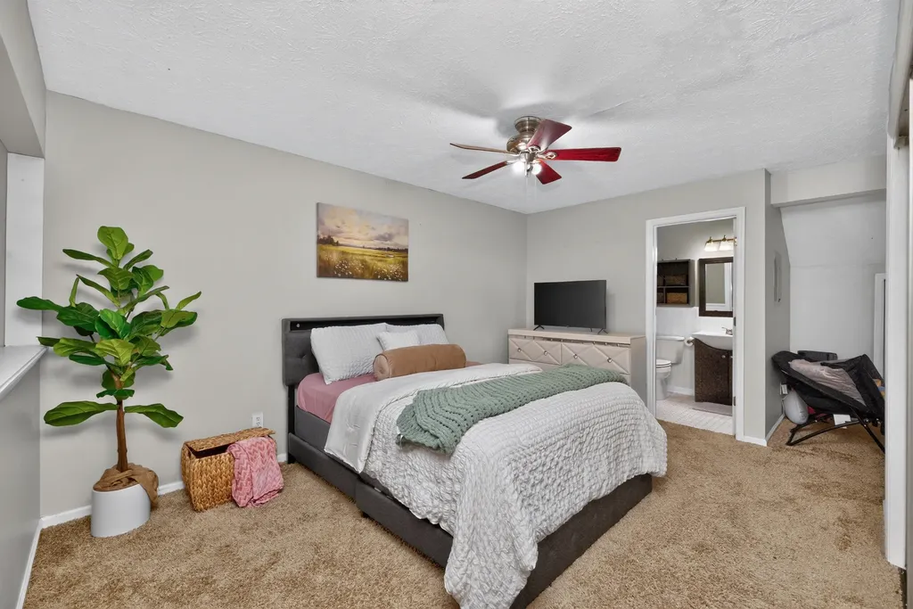 323 Santa Fe Court Lexington KY 40509