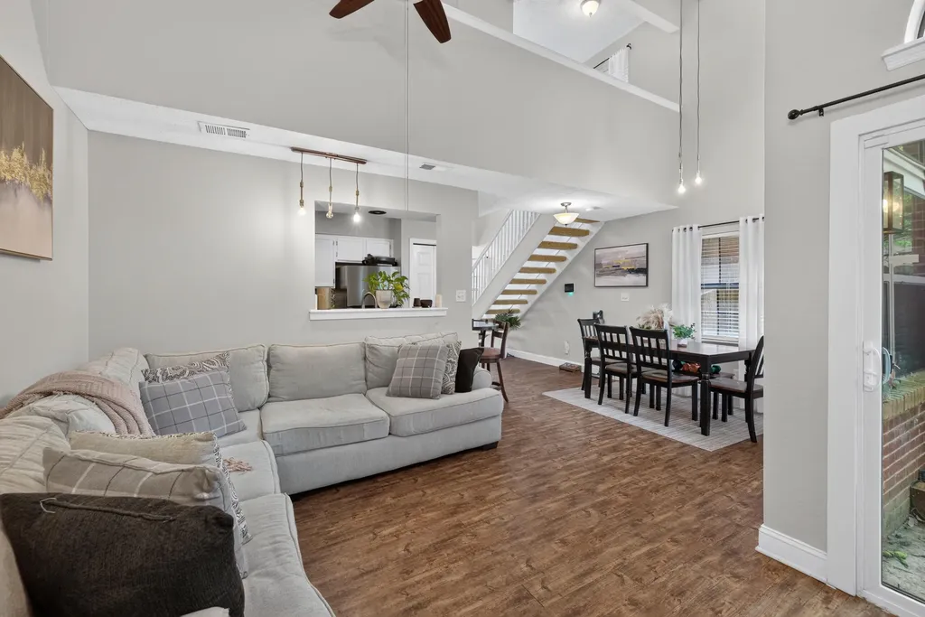 323 Santa Fe Court Lexington KY 40509