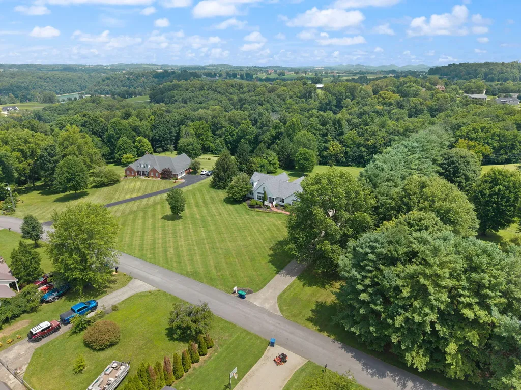 134 Lin Don Drive Somerset KY 42503