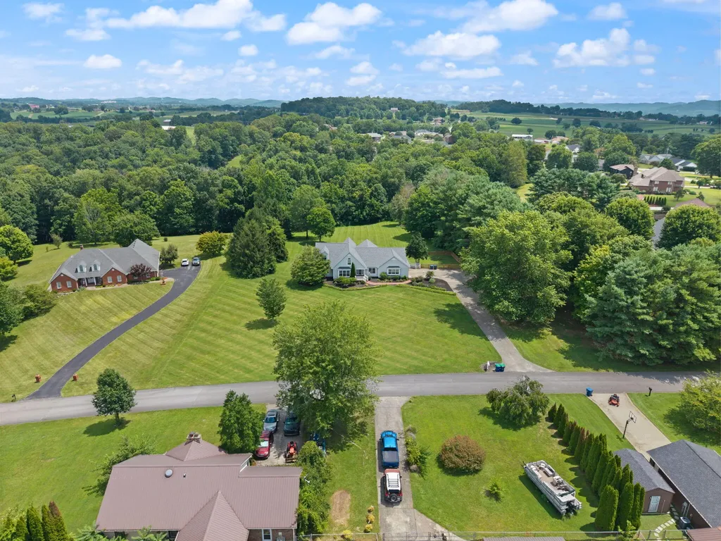 134 Lin Don Drive Somerset KY 42503