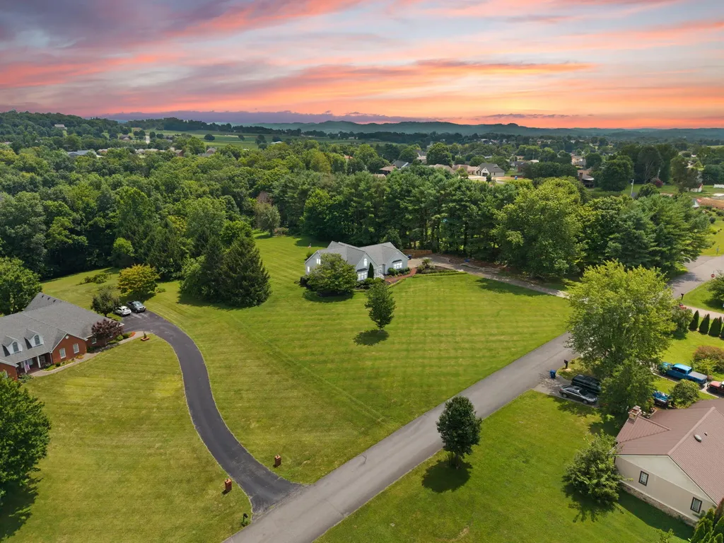 134 Lin Don Drive Somerset KY 42503