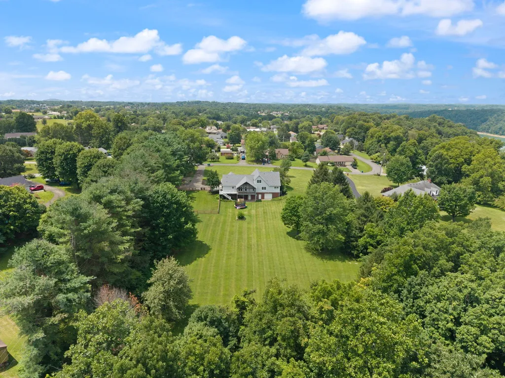 134 Lin Don Drive Somerset KY 42503