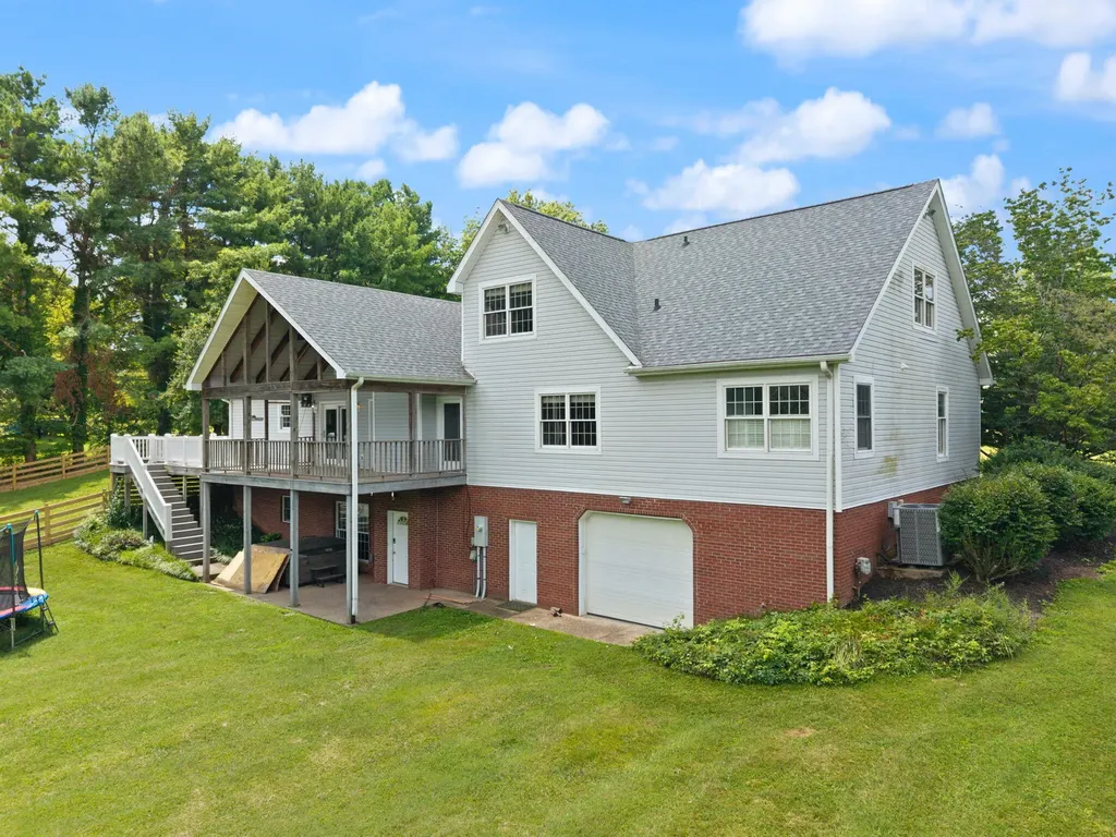 134 Lin Don Drive Somerset KY 42503
