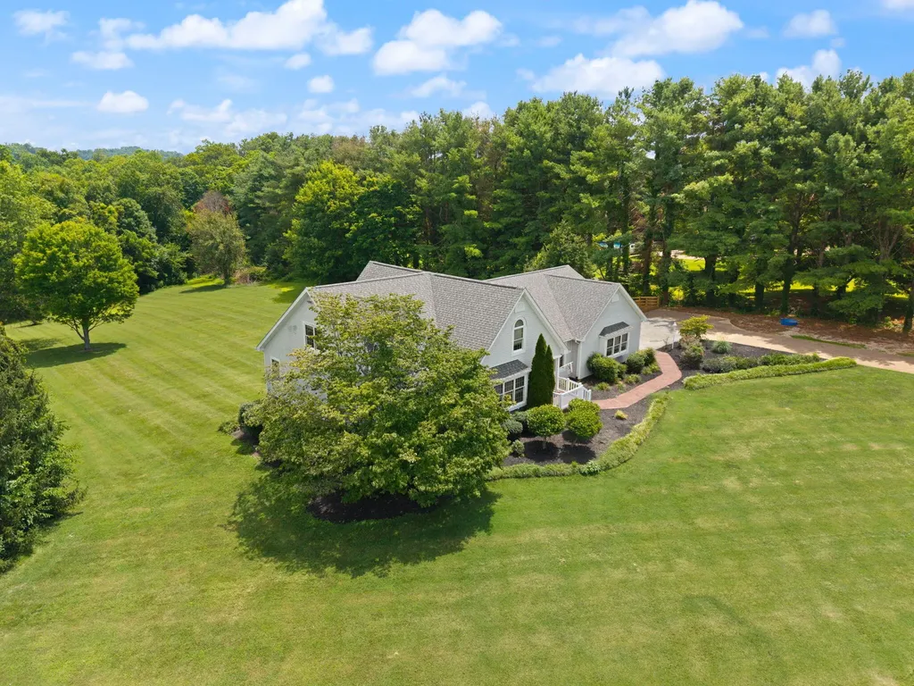 134 Lin Don Drive Somerset KY 42503