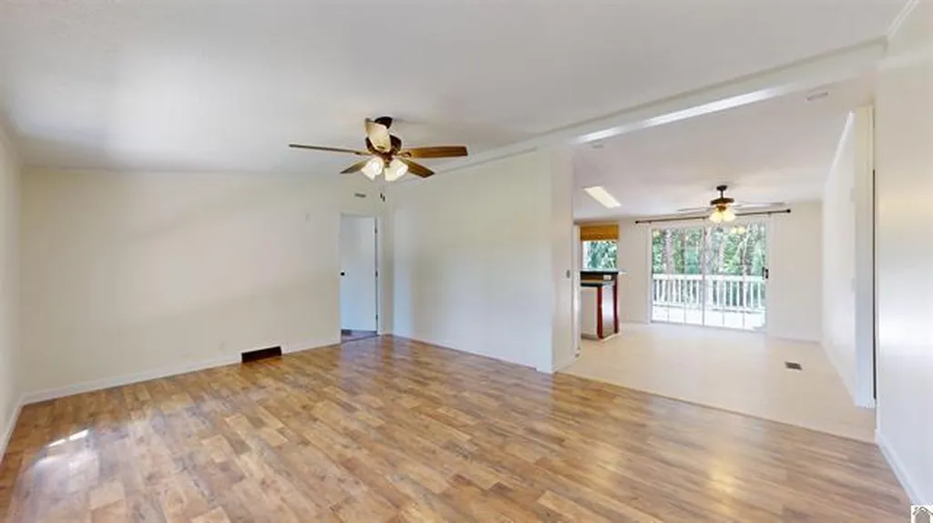 11724 Farmersville Road Princeton KY 42445
