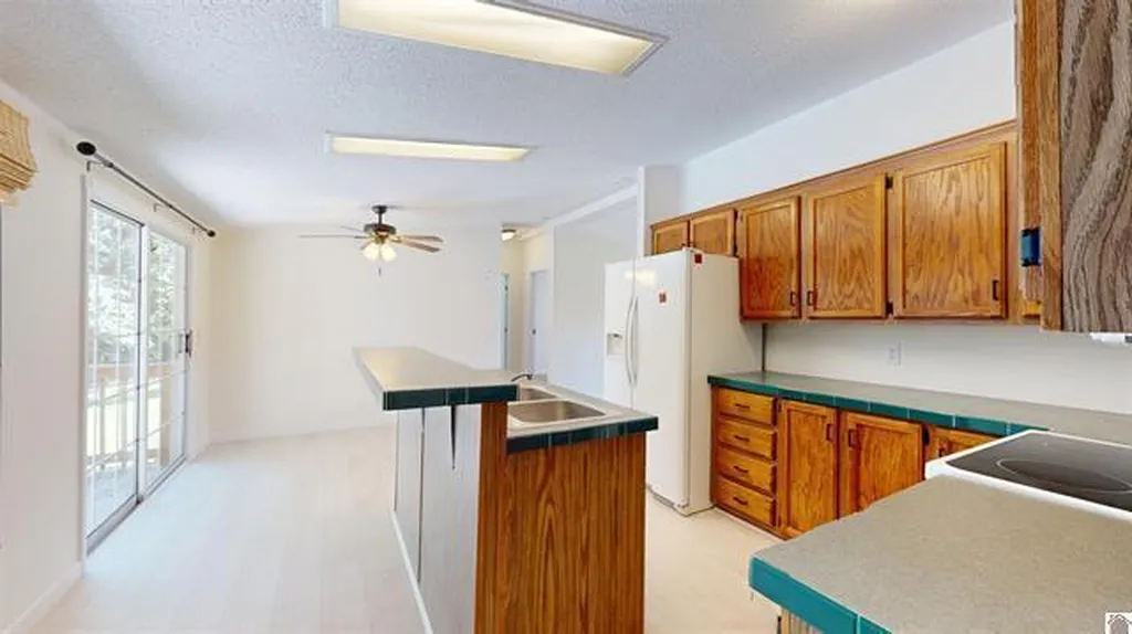 11724 Farmersville Road Princeton KY 42445