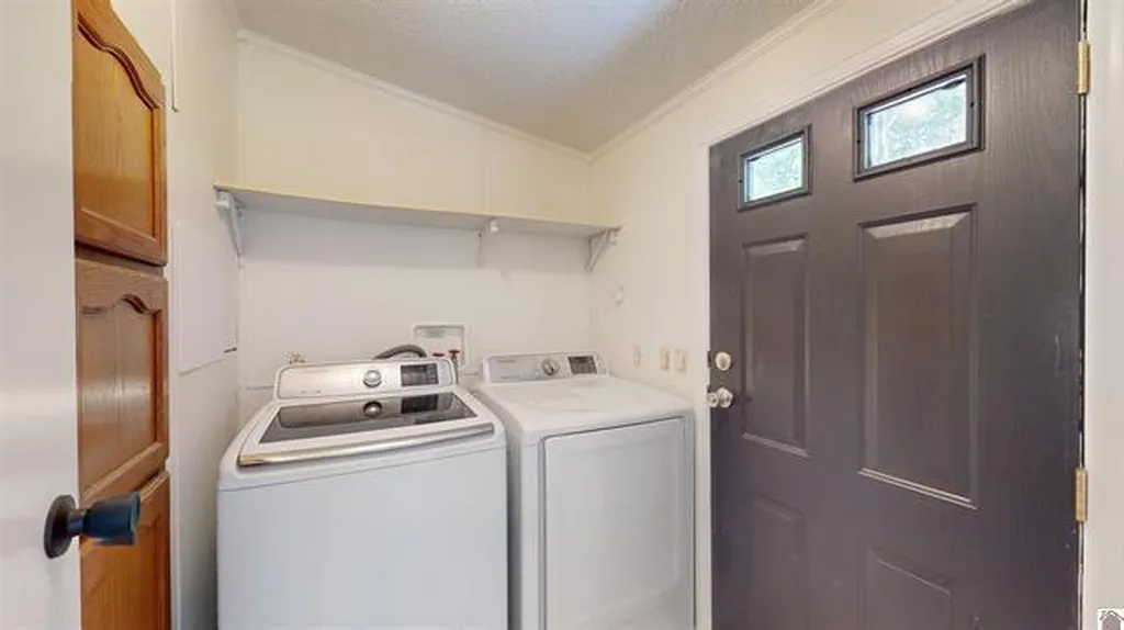 11724 Farmersville Road Princeton KY 42445