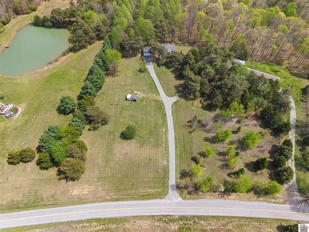 11724 Farmersville Road Princeton KY 42445