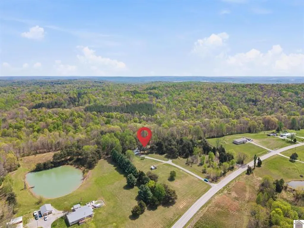 11724 Farmersville Road Princeton KY 42445