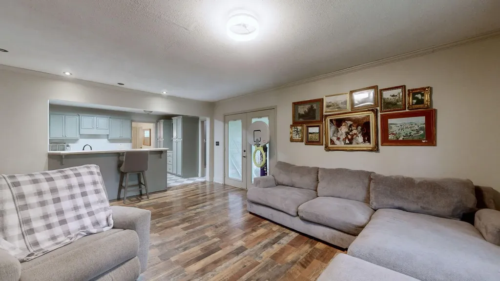 1498 Clayshire Drive Murray KY 42071