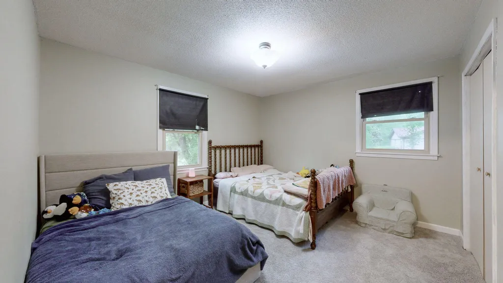 1498 Clayshire Drive Murray KY 42071