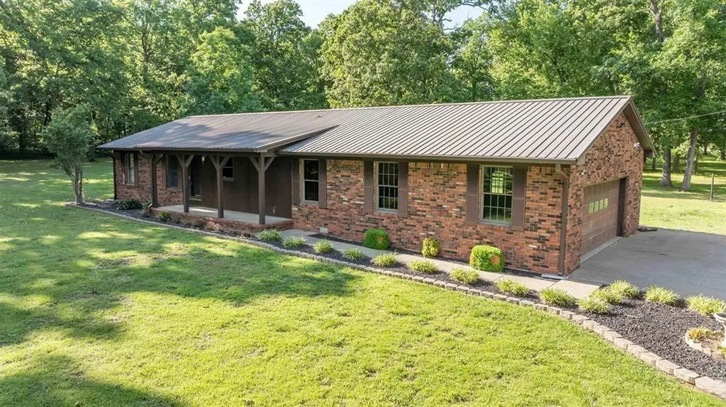 2156 Poor Farm Road Murray KY 42071