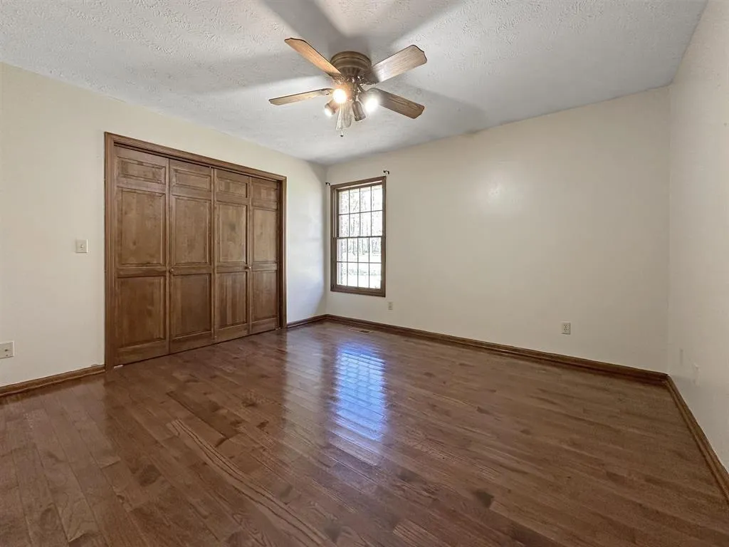 2156 Poor Farm Road Murray KY 42071