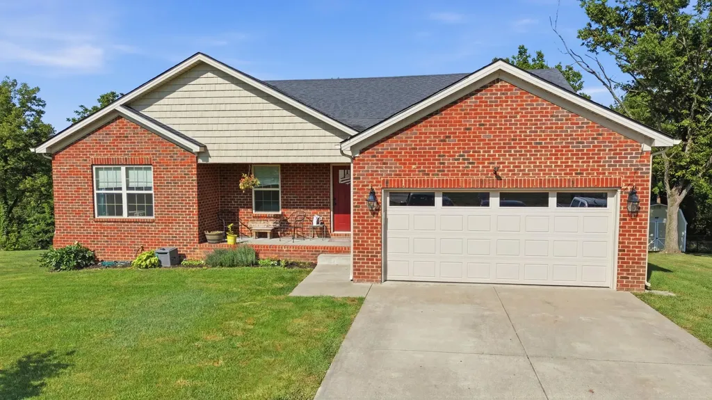 57 Lauren Lane Lancaster KY 40444