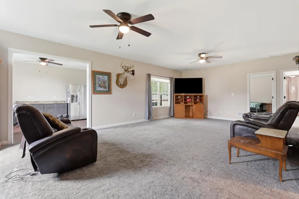 57 Lauren Lane Lancaster KY 40444