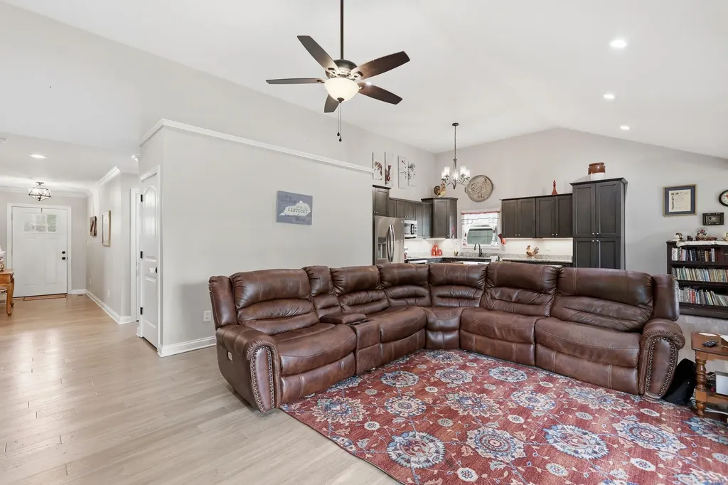 57 Lauren Lane Lancaster KY 40444